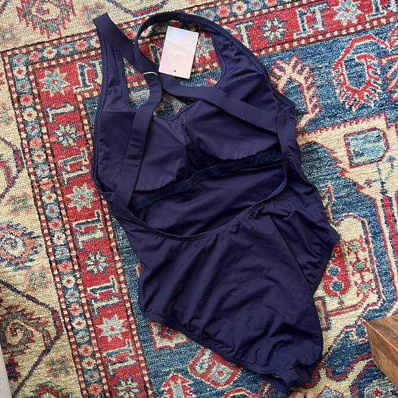 Andie Tulum One Piece - Picture 8 of 9